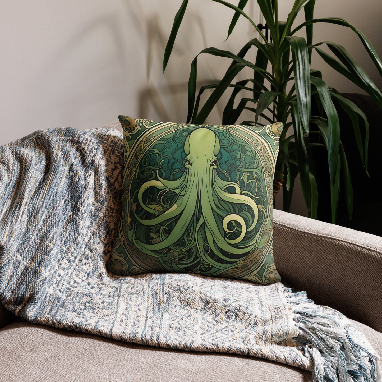 Funda de almohada Cthulhu Art Nouveau